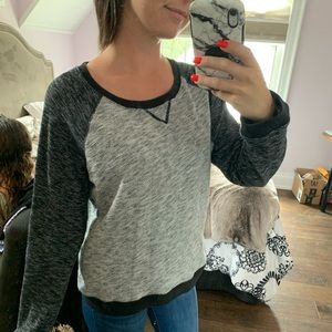 🌻2 for $20🌻EXPRESS crew neck sweater